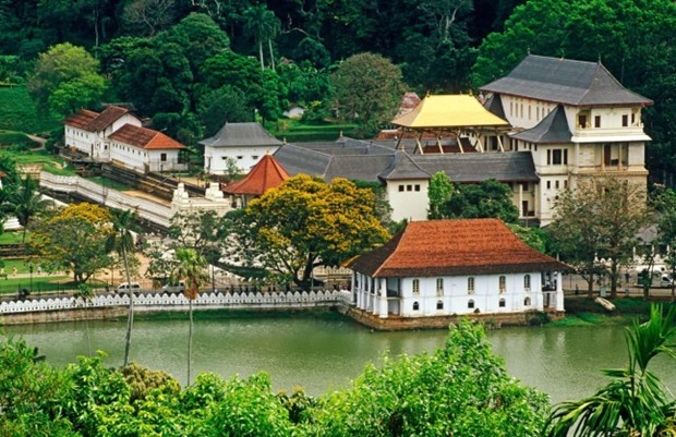 Aayu Hanthana Hotel Kandy Sri Lanka